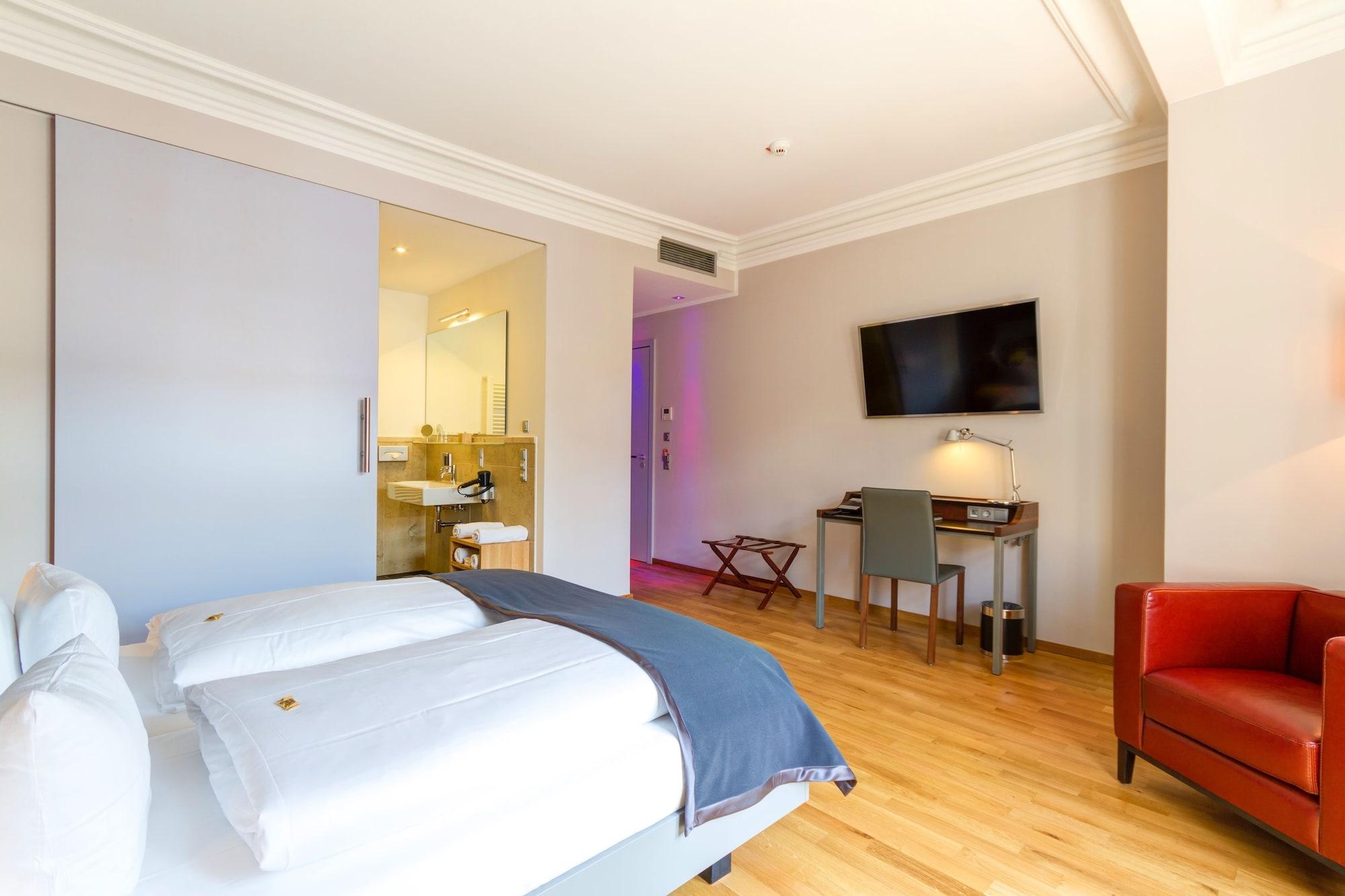 Qube Hotel Bergheim 海德堡 外观 照片