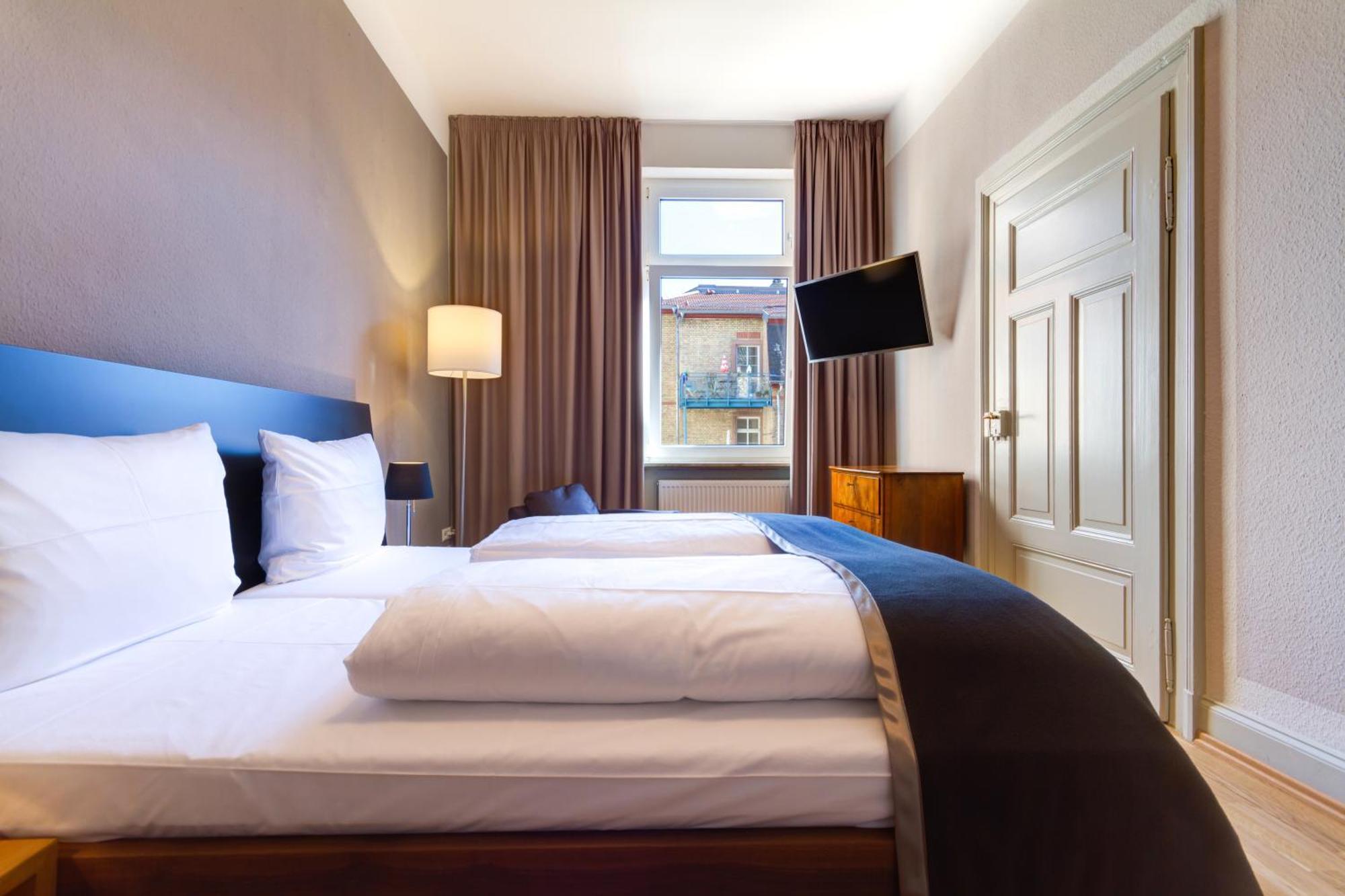 Qube Hotel Bergheim 海德堡 外观 照片