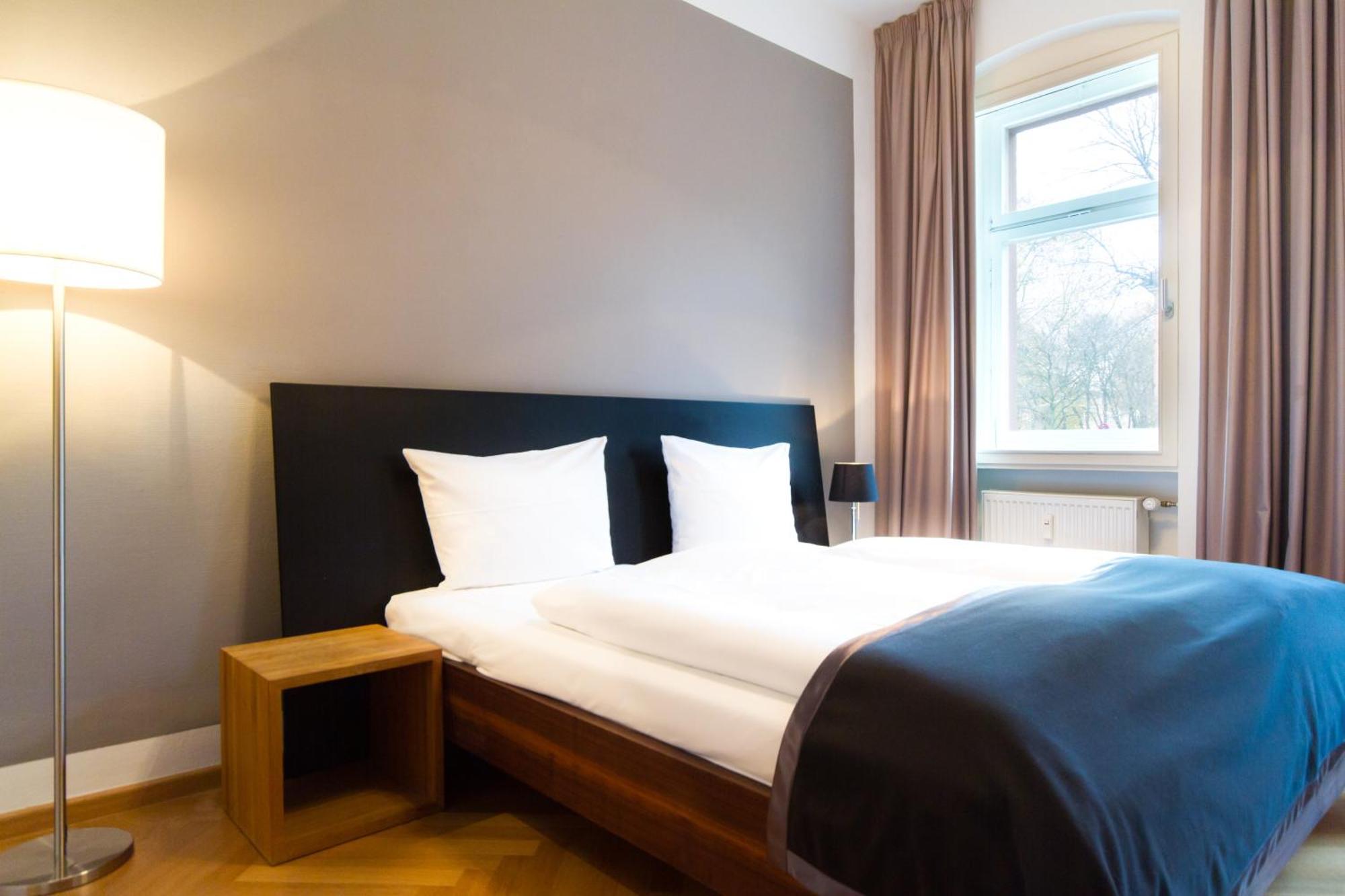 Qube Hotel Bergheim 海德堡 外观 照片