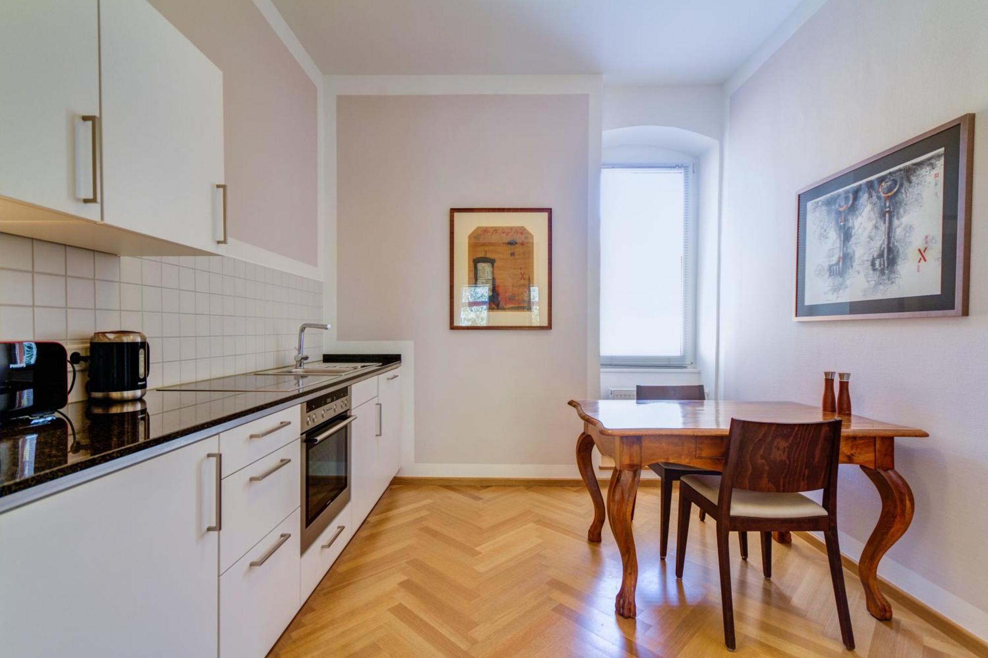 Qube Hotel Bergheim 海德堡 外观 照片